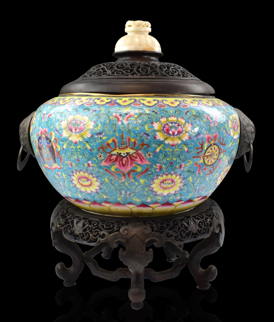 Large Chinese Enamel Bowl w/ Jade Finial,18/19th C (1 of 17)
