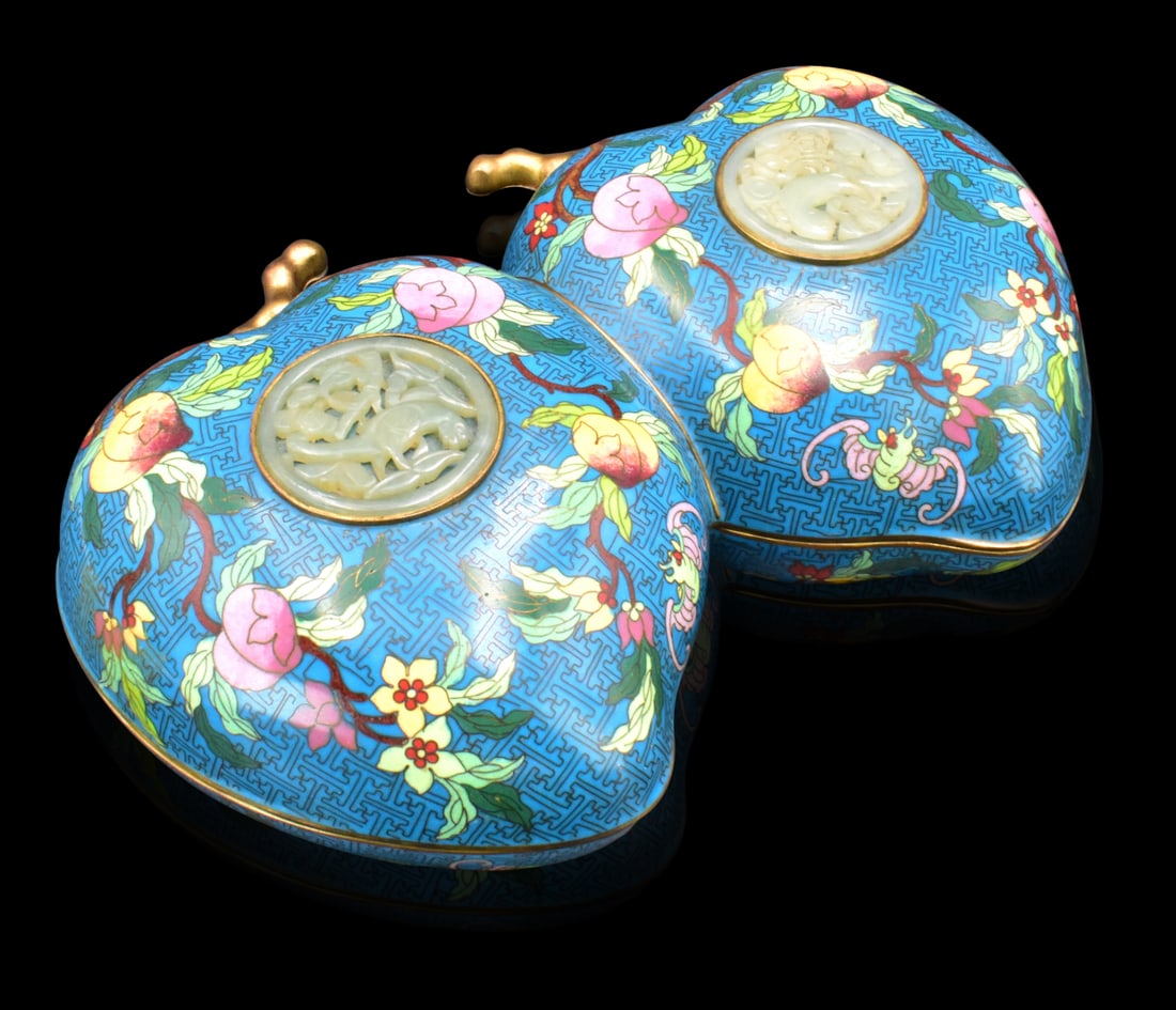 Chinese Cloisonne Peach Box w/ Jade Plaque Inlaid (1 of 17)