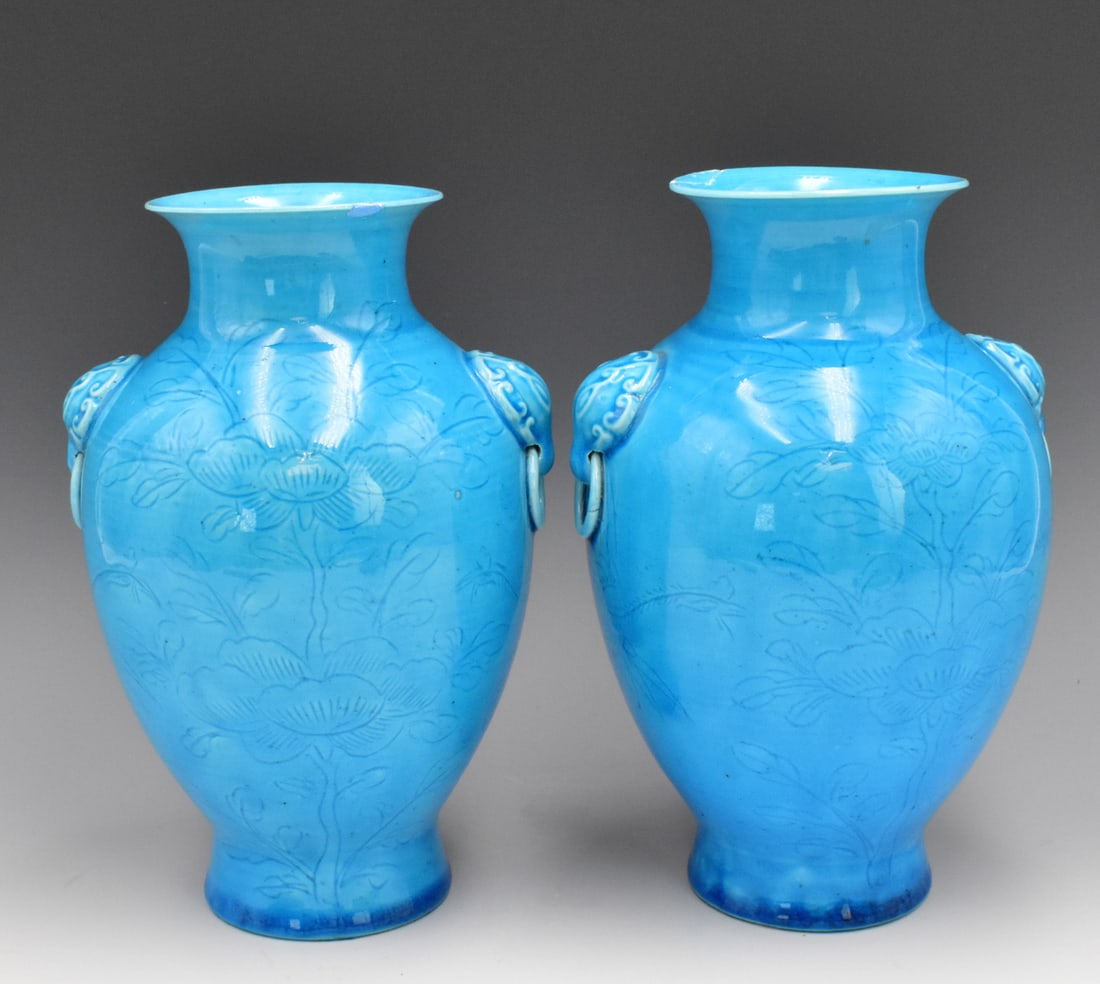 Pair of Chinese Peacock Glazed Vase, ROC Period (1 of 9)