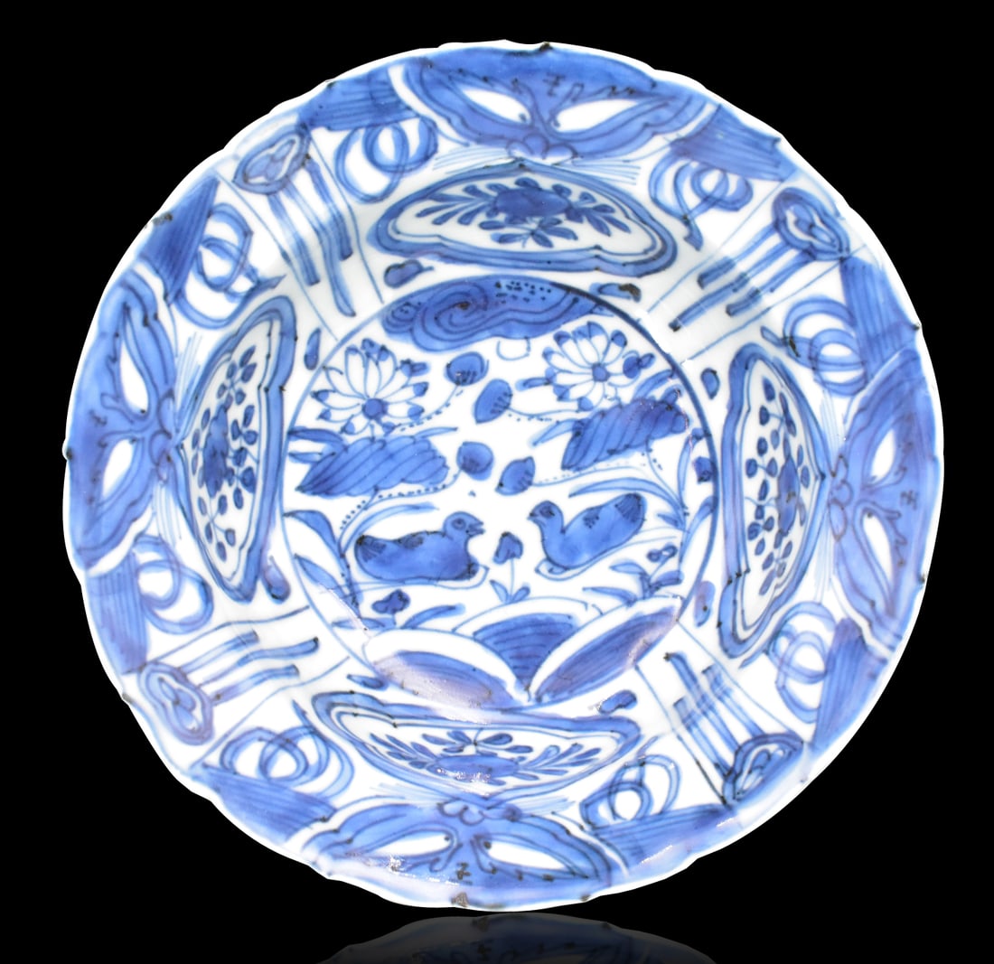 Chinese Blue & White & Mandarin Duck Bowl, Wanli P: A Chinese blue and white flower edge bowl. dated from Wanli Period, The bowl is deep with flat base, steep sides that flare wide to an edge that has flower shape. Interior has design of flowers with t