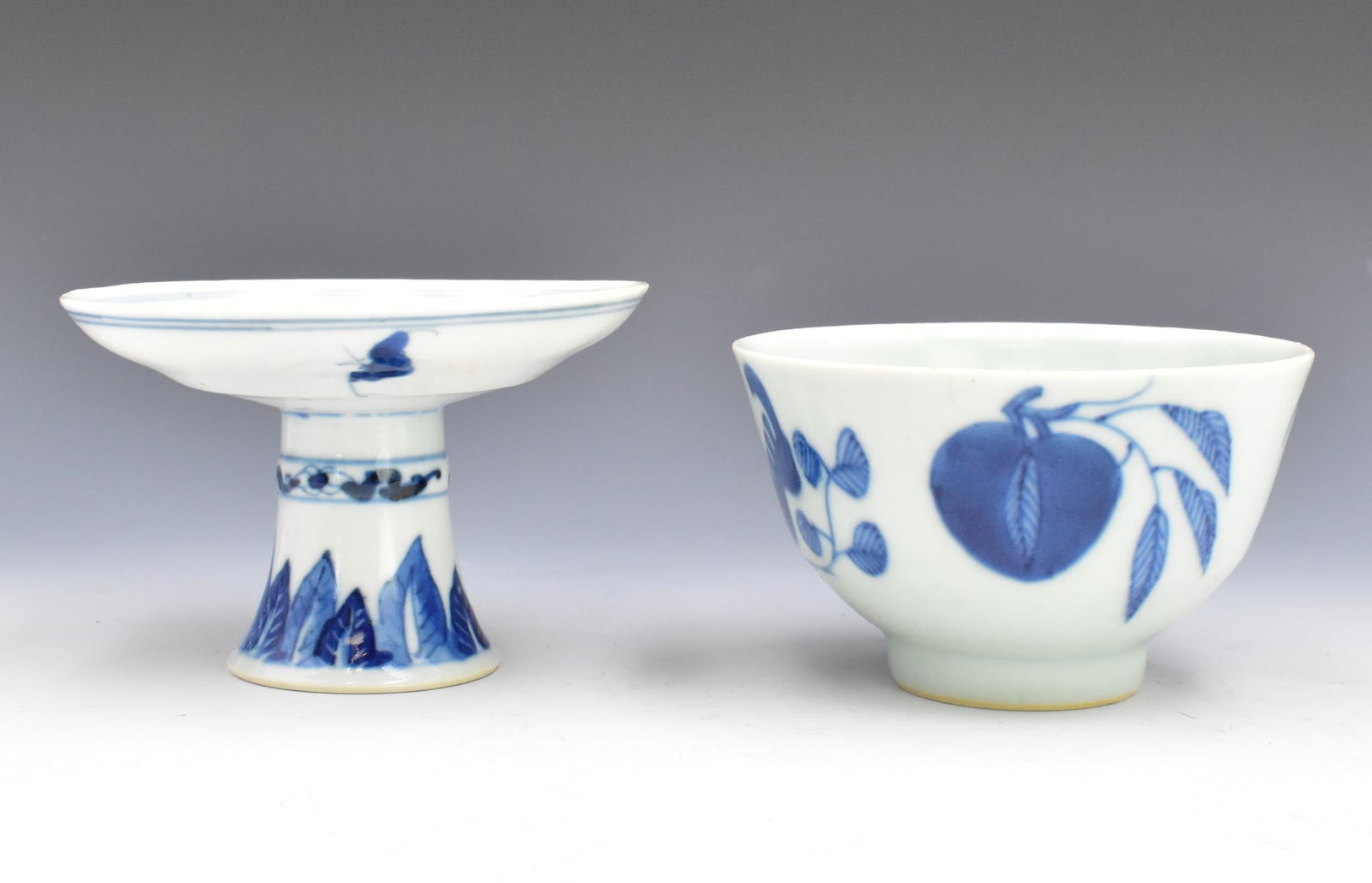 2 Chinese Blue & White Bowl & Stem Dish, 19th C. (1 of 13)