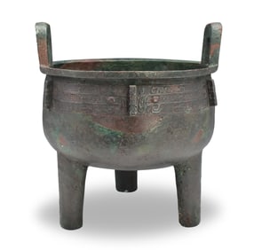 Chinese Ritual Bronze Ding Vessel, Shang Dynasty
