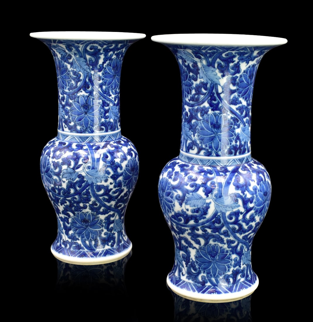 Pair Chinese Blue & White Lotus Beaker Vase,19th C (1 of 15)