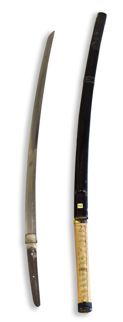 Rare "Yukimitsu" Japanese Koto Katana, 15/16th C.: signed "Yukimitsu" Japanese Koto Katana. Considered the "ideal blade" for a Japanese sword, a long curved blade coming to a fine tapered point. Rounded mixed metal Tsuba with openings decorated with f