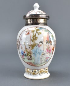Chinese Export Covered Tea Caddy, 18th C.
