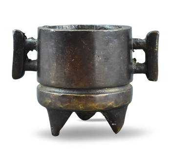 Small Chinese Bronze Tripod Censer, 17th C.: A small bronze tripod censer. dated from 17th C. Circular censer over three small triangular feet. Cylindrical thick body with flat rim. Incised band around lower body and Chinese style straight handl