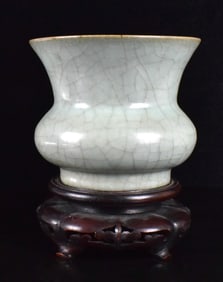 Chinese Longquan Celadon Spittoon, Southern Song D