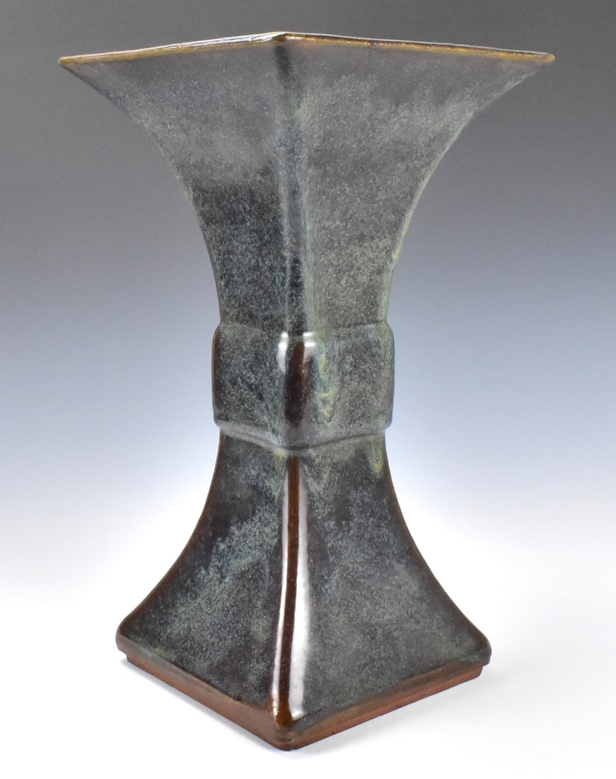 "Ge Mingxiang"Chinese Yixing Flambe Glazed Gu Vase (1 of 13)