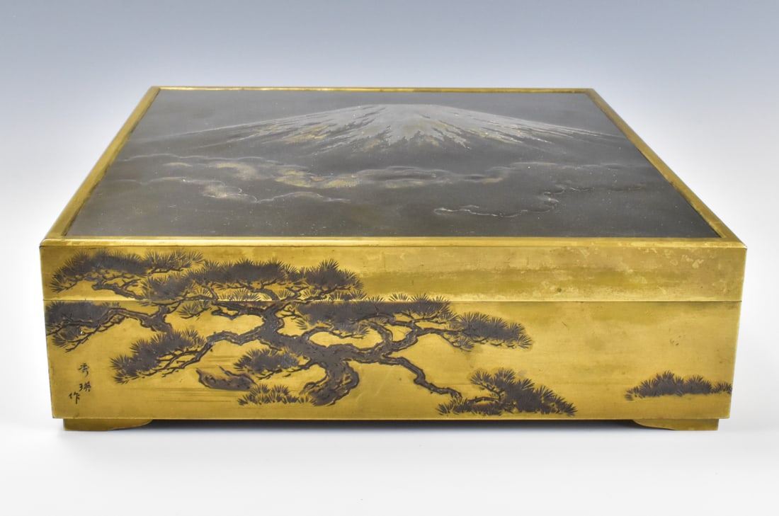 Japanese Silver Box w/ Fuji Mt, Meiji Period (1 of 16)