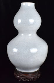 Large Chinese Ge Type Glazed Gourd Vase