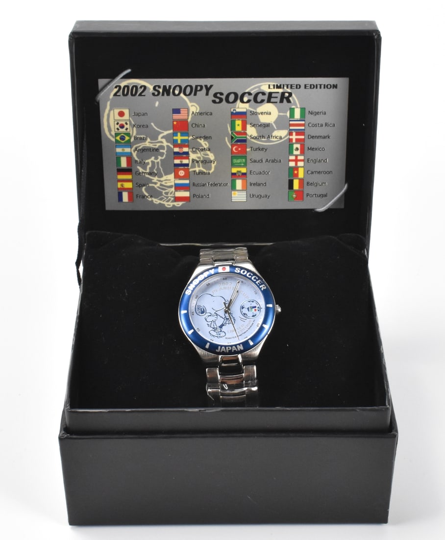 Snoopy 2002 Soccer Limited Edition Watch New (1 of 10)