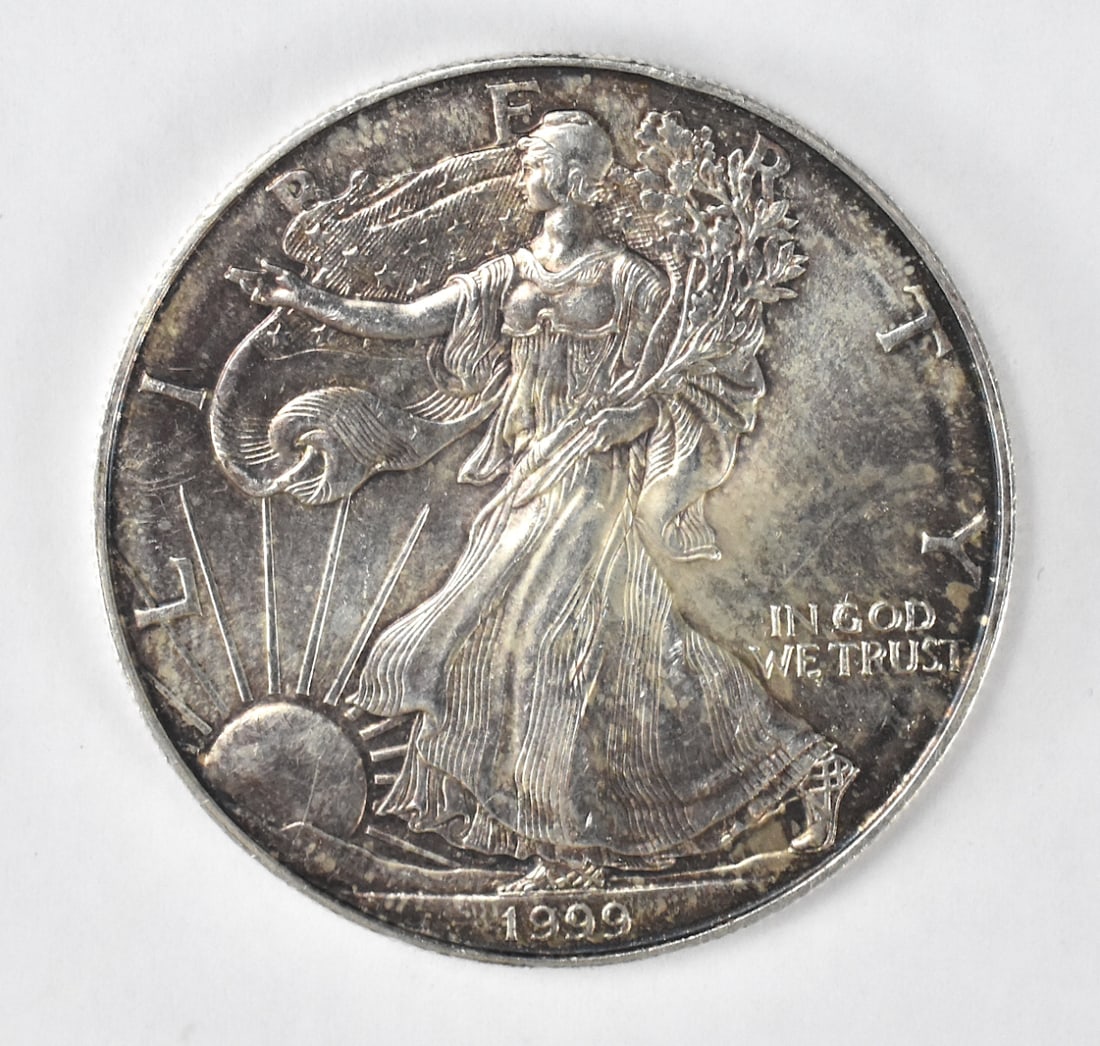 161-181 AD Roman Silver Denarius Marcus Aurelius (1 of 2)