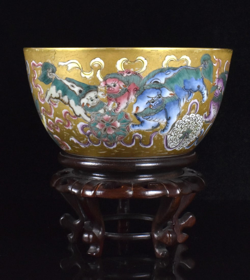 Chinese Gilt Ground Famille Rose Lion Bowl, 19th C (1 of 17)