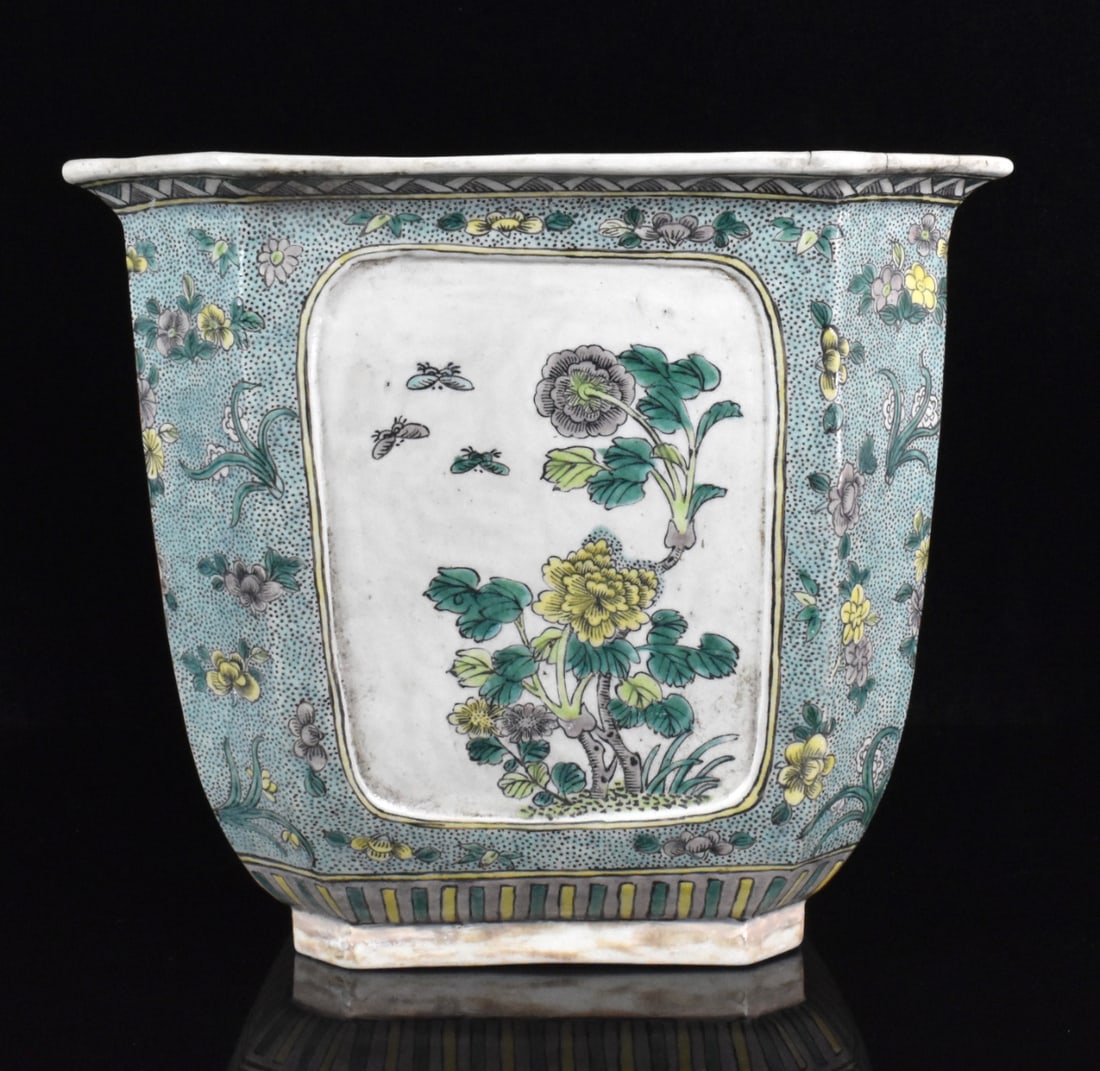 Chines Sancai Glazed Octagonal Planter,19th C. (1 of 15)