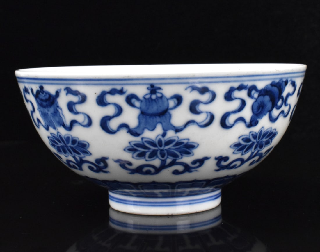Chinese Blue & White Bowl, Daoguang Period (1 of 12)