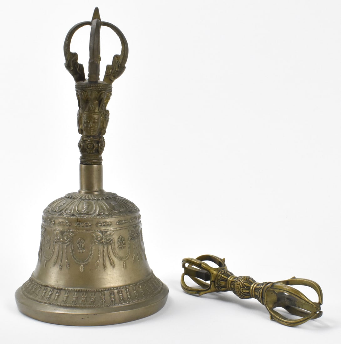 2 Tibetan Ritual Brass Bell & Dorje, Qing Dynasty (1 of 11)