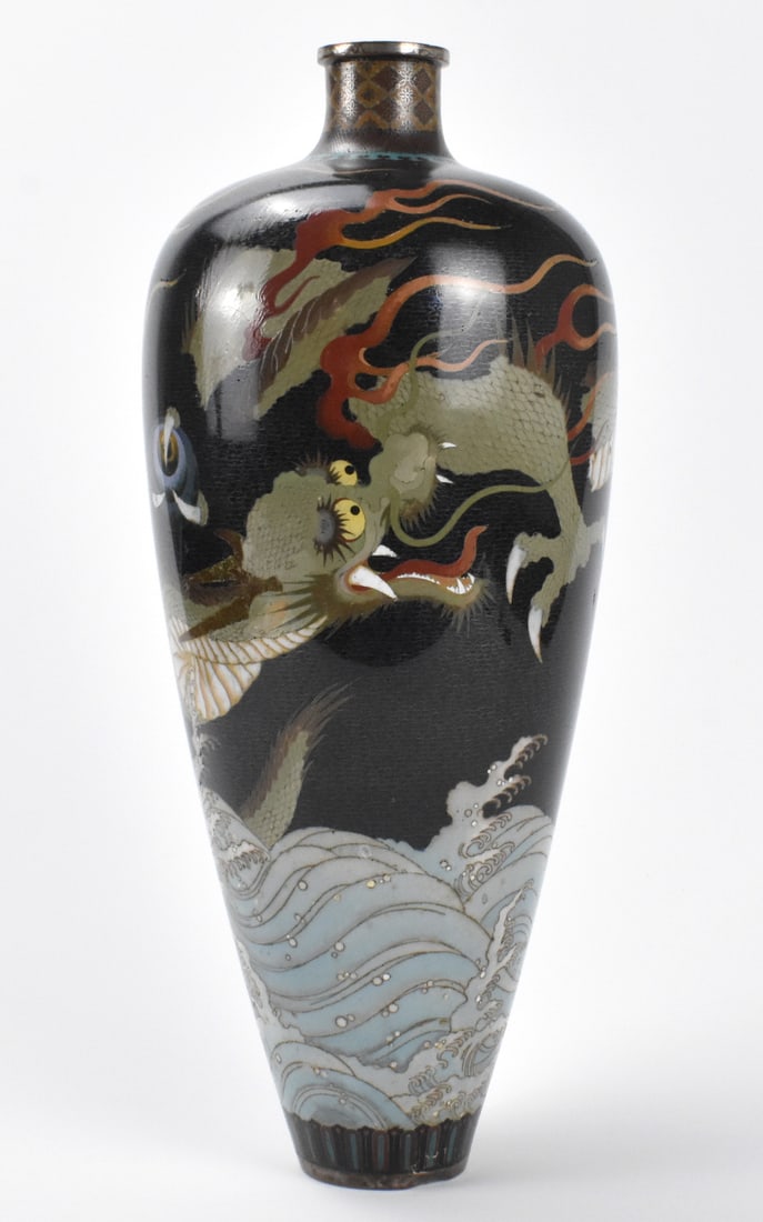 Japanese Cloisonne Namikawa Dragon Vase, Meiji Pe. (1 of 11)