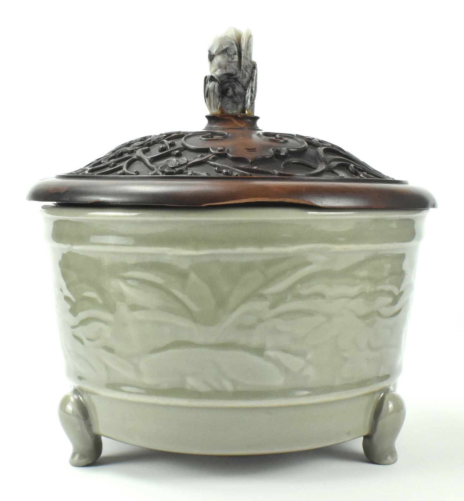 Chinese Longquan Censer w/Jade Finial,Ming Dynasty (1 of 16)