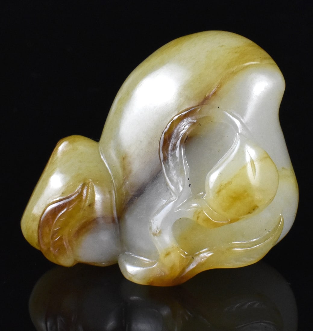 Chinese Jade Carved Peach Toggle, 19th C. (1 of 9)