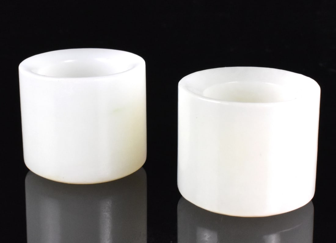 2 Chinese White Jade Carved Archer Ring, Qing D. (1 of 6)