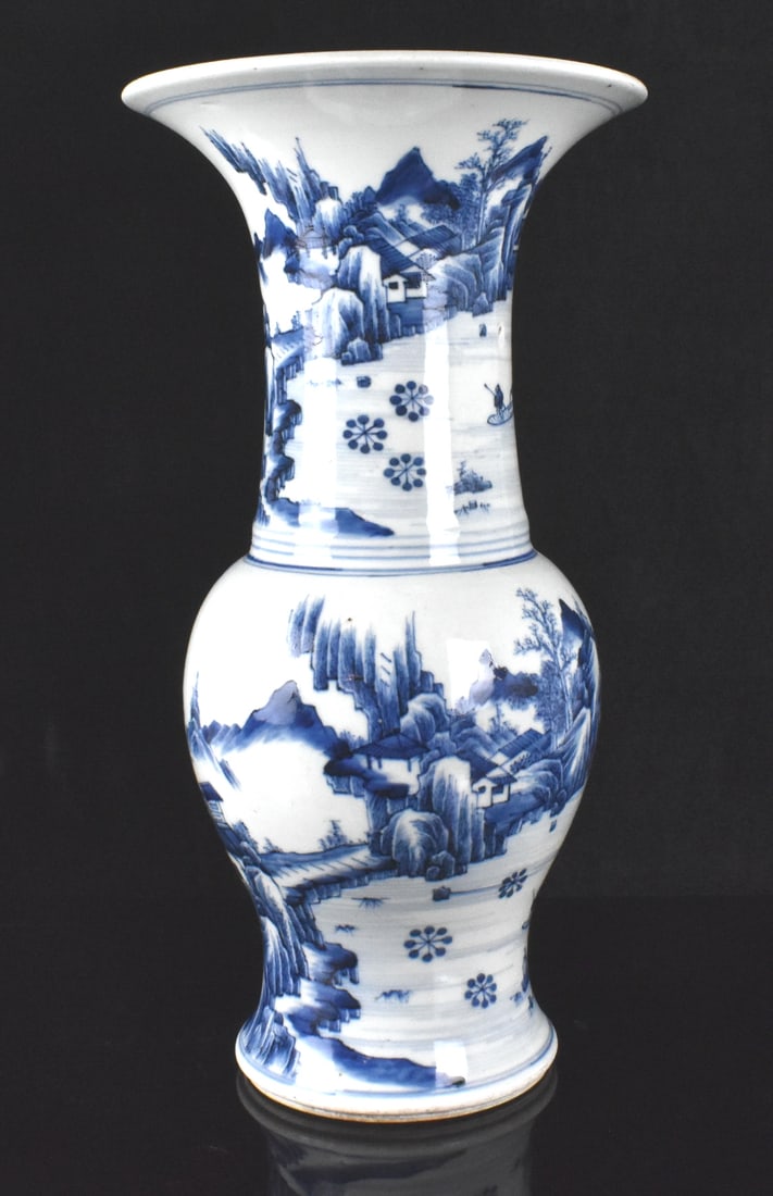 Chinese Blue & White Landscape Vase, 18th C.: A Chinese blue and white landscape vase, dating from the 18th century. A large Yen Yen vase with wide flared base tapering to a wider rounded short body flares to a trumpet mouth. Heavily potted with 