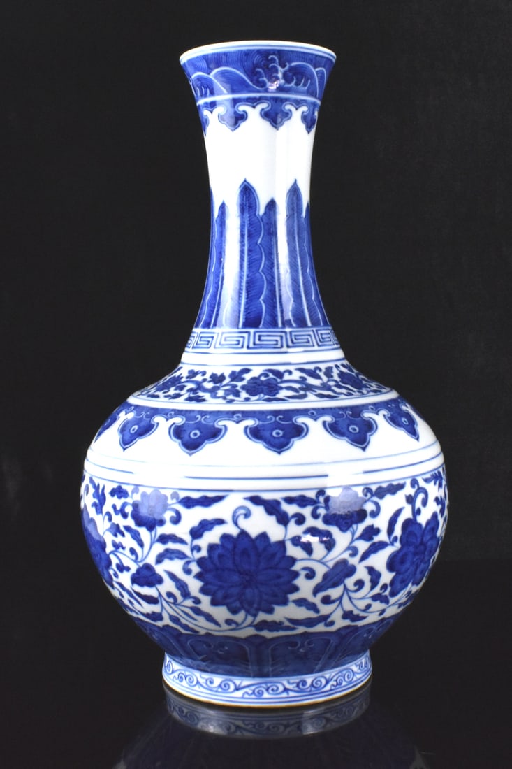 Chinese Blue & White Lotus Vase, Guangxu Period (1 of 14)