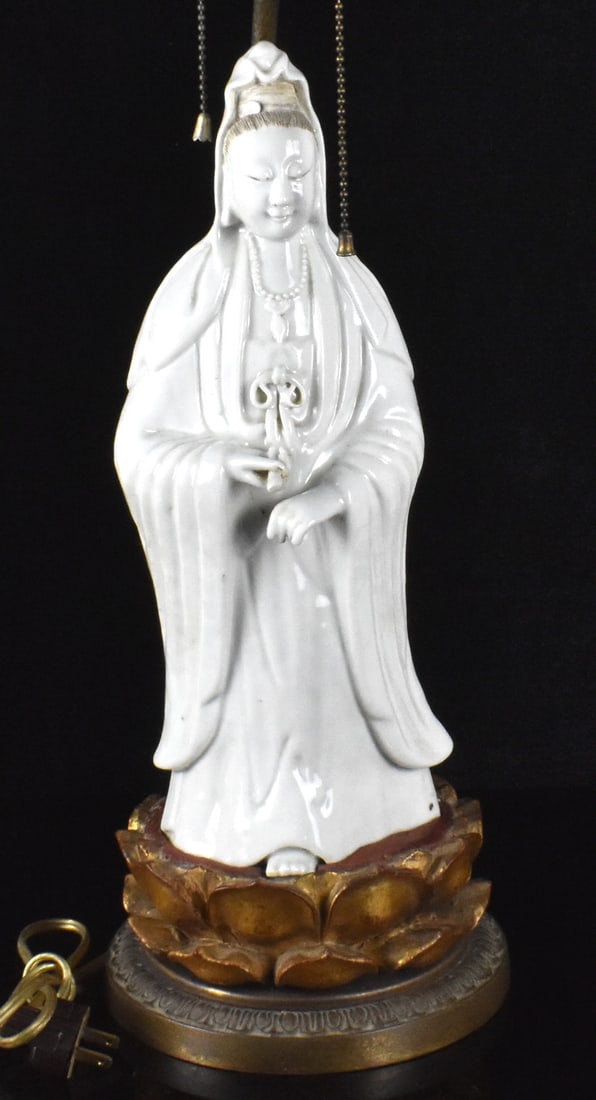 Chinese Blanc De Chine Guanyin on Lotus, 18th C. (1 of 15)