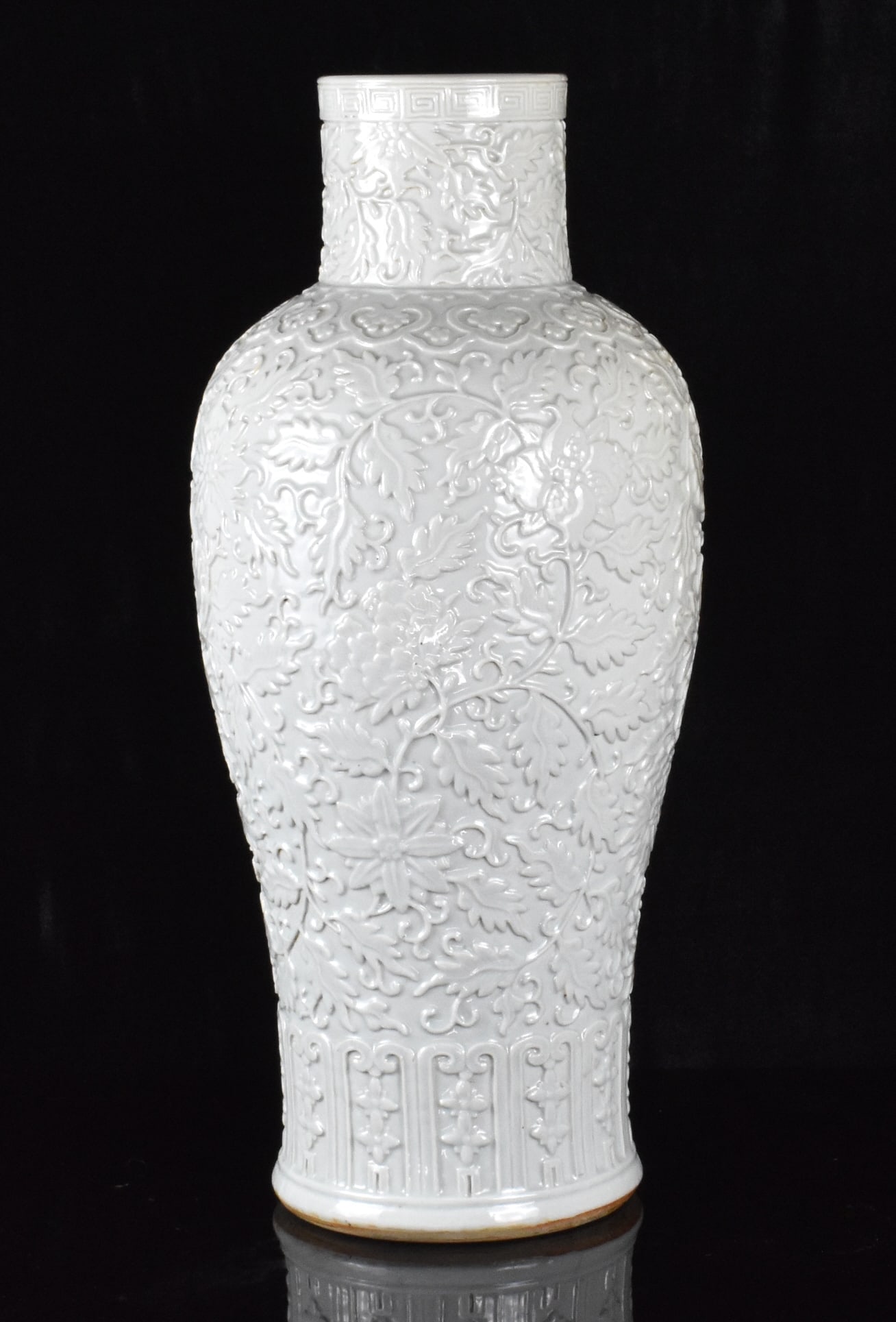 Large Chinese White Glazed Baluster Vase,18th C. (1 of 16)