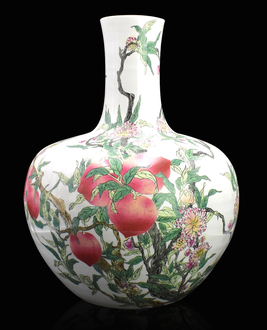 Large Chinese Famille Rose Nine Peach Vase: A large Chinese famille rose nine peach vase. A heavily potted large vase with bulbous rounded body that tapers to a thick neck which slightly flares at the mouth. nine ripe pink peaches throughout th