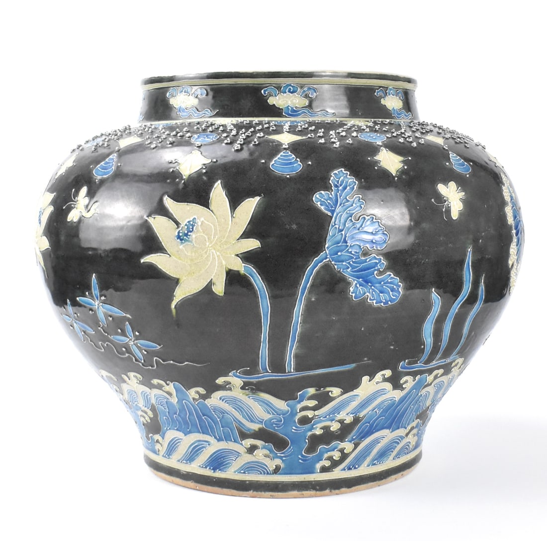 Large Chinese Fahua Glazed Lotus Jar (1 of 15)