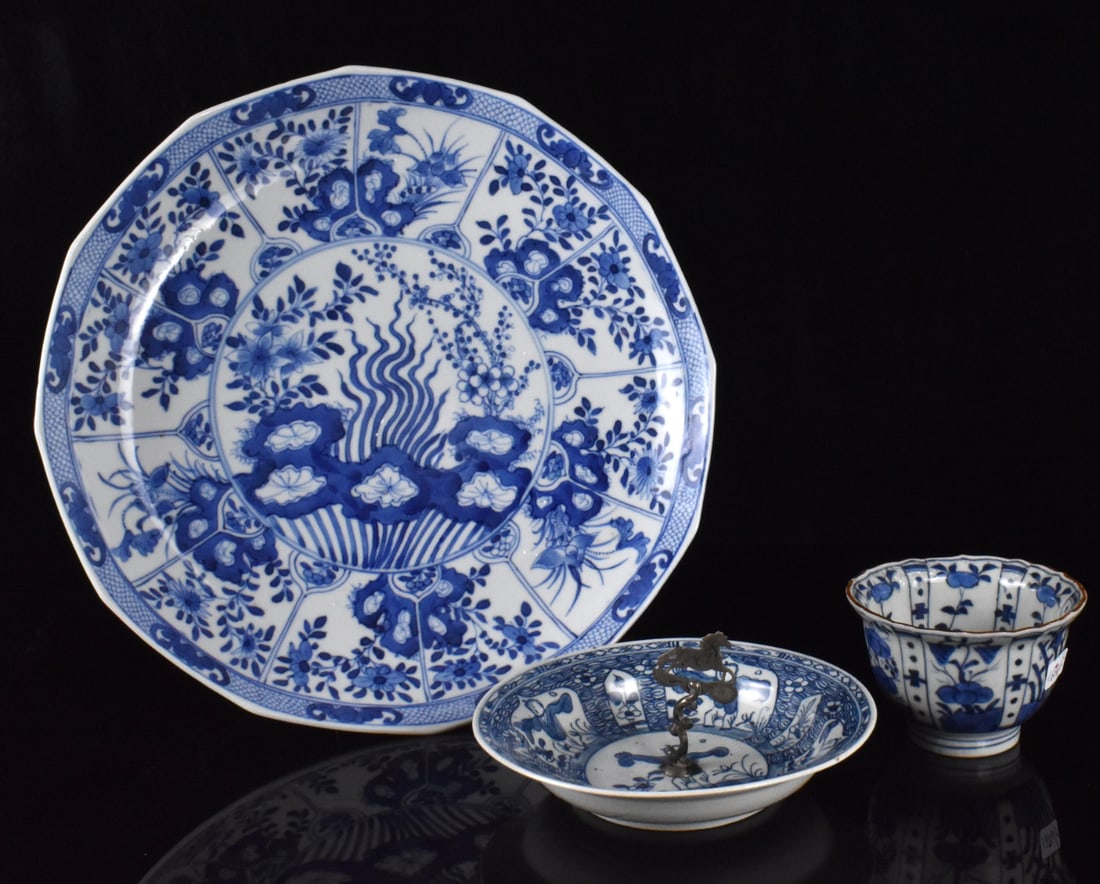 3 Chinese Export Blue & White Dish & Cup,18/19th C (1 of 16)