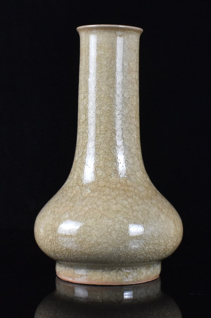 Chinese Longquan Beige Glazed Vase,Southern Song D (1 of 10)
