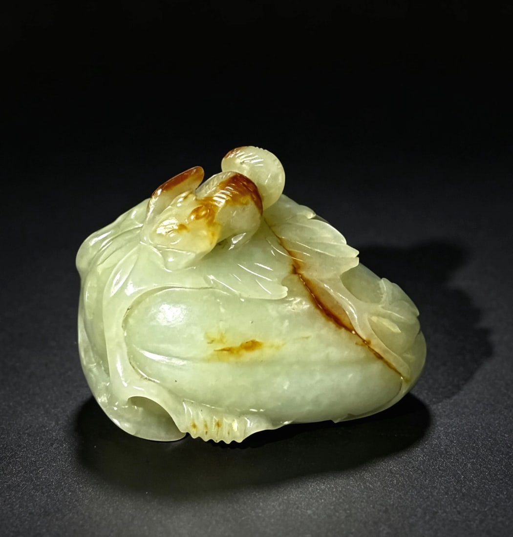 Chinese Jade Snuff Bottle w/ Squirrel,19th C. (1 of 7)