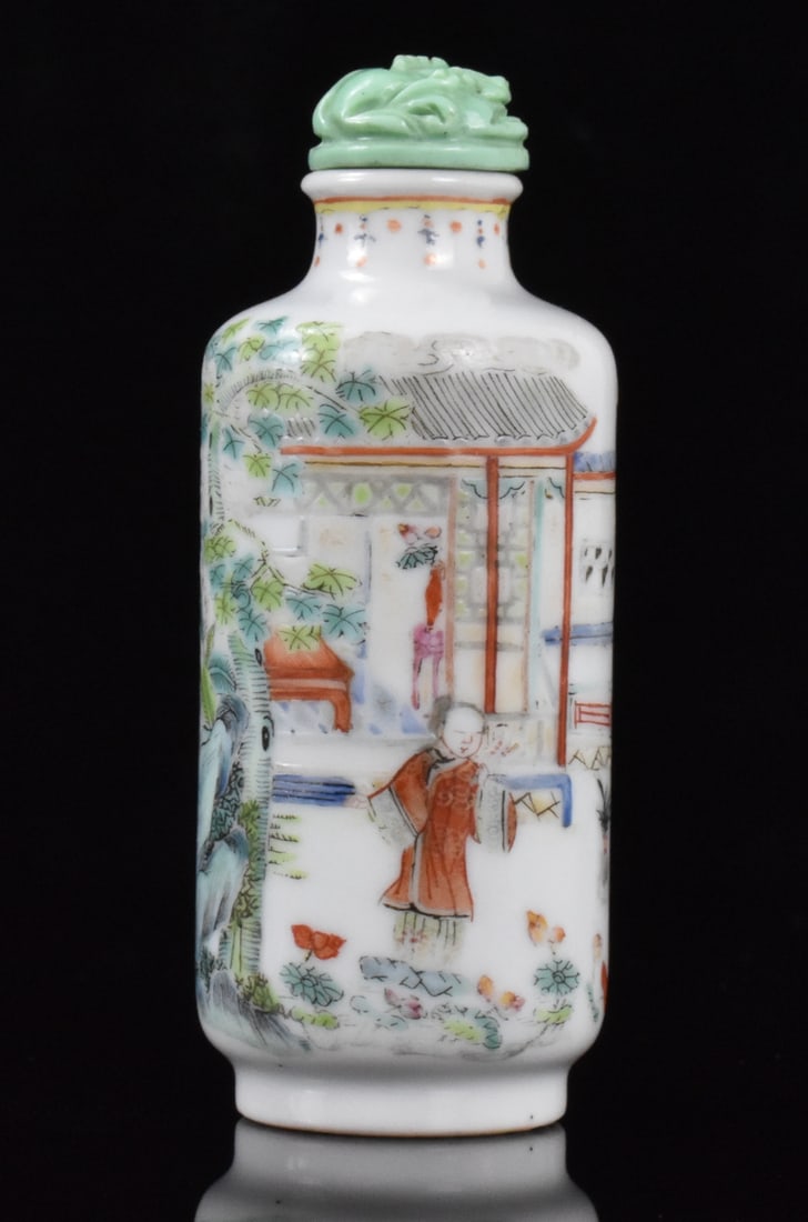 Chinese Famille Rose Snuff Bottle w/ Figure,19th C