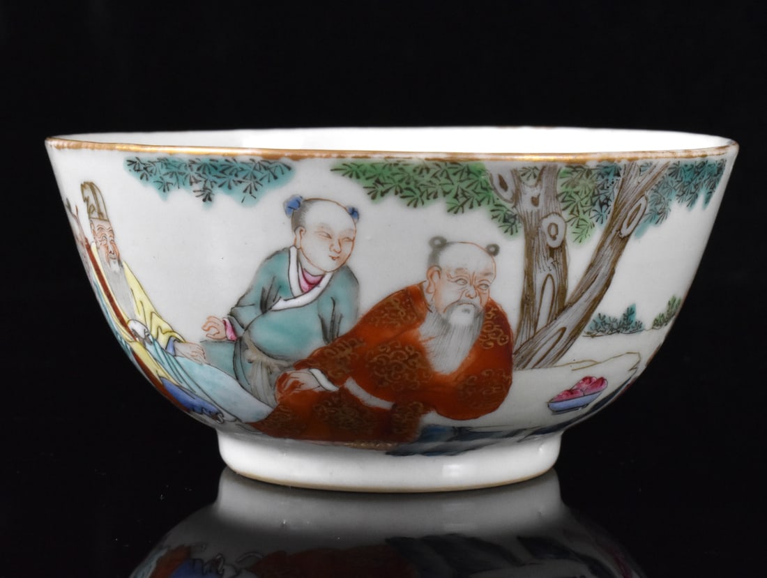 Chinese Famille Rose 8 Deities Bowl, Qing Dynasty: A Chinese famille rose 8 dieties bowl, dating from the Qing Dynasty, Porcelain bowl with sloping interior and the Eight deities painted around the body in their colorful robes. The immortals are each 