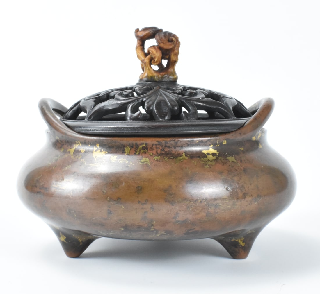 Chinese Gilt Splash Tripod Censer w/ Wood Cover (1 of 11)