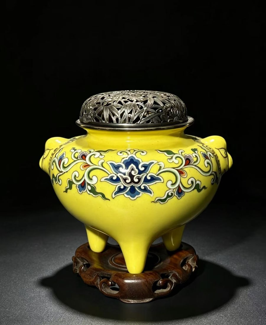 Japanese Cloisonne Tripod Censer w/ Silver Lid: A Japanese cloisonne tripod censer with silver lid. dated from Meiji Period, This incense burner with blue and white lotus flower and scroll design around the body, two foo lion handles on sides. dome