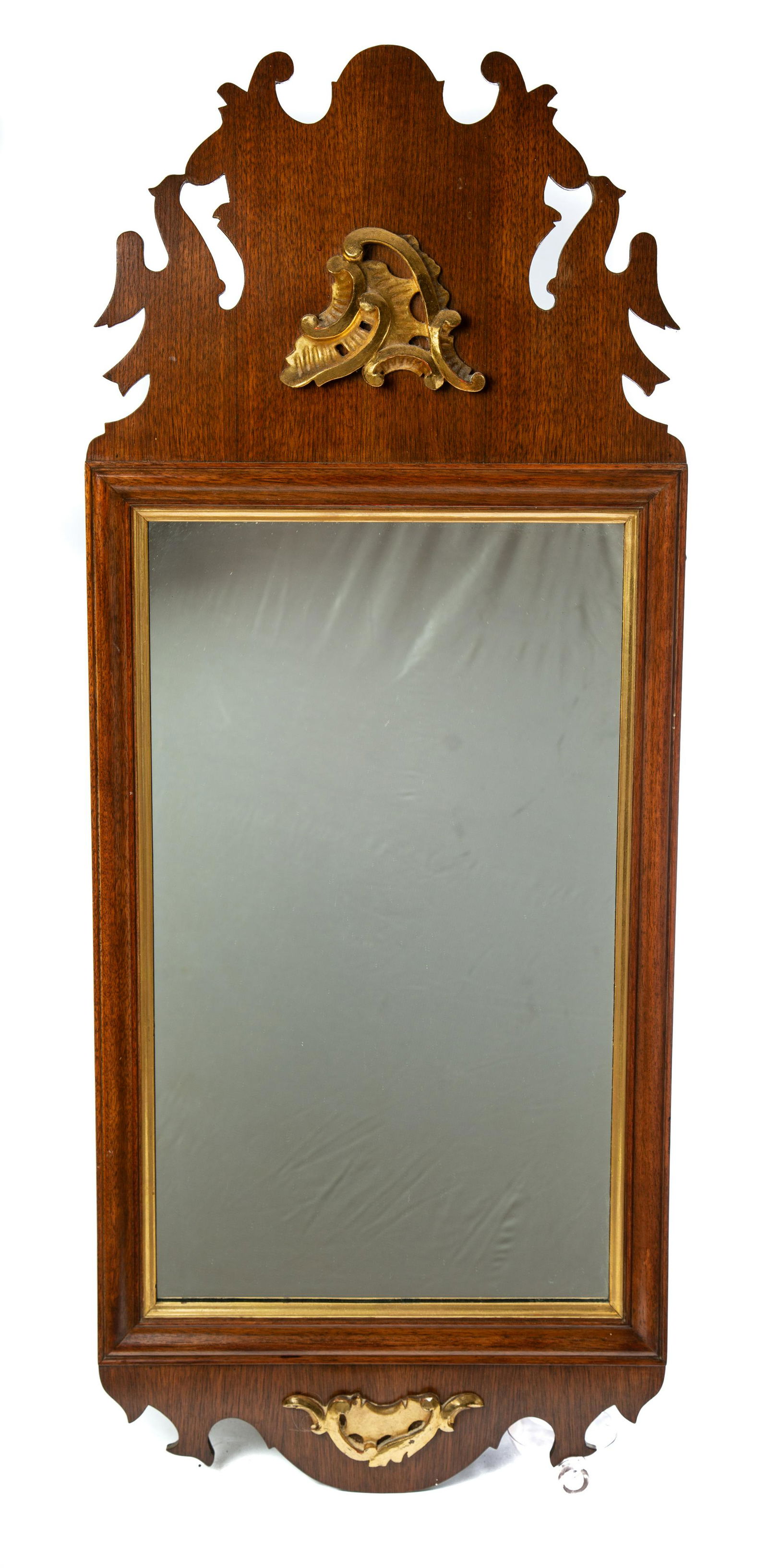 WALLACE NUTTING CHIPPENDALE-STYLE MIRROR (1 of 4)