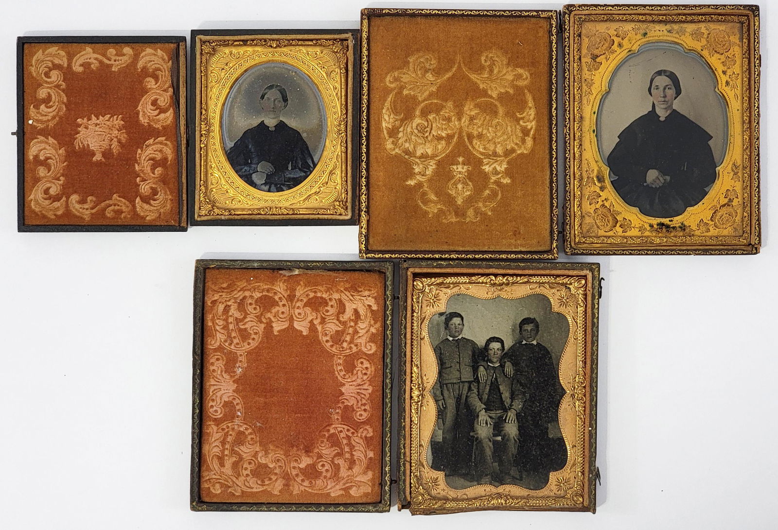 THREE EARLY CASED IMAGES (1 of 4)