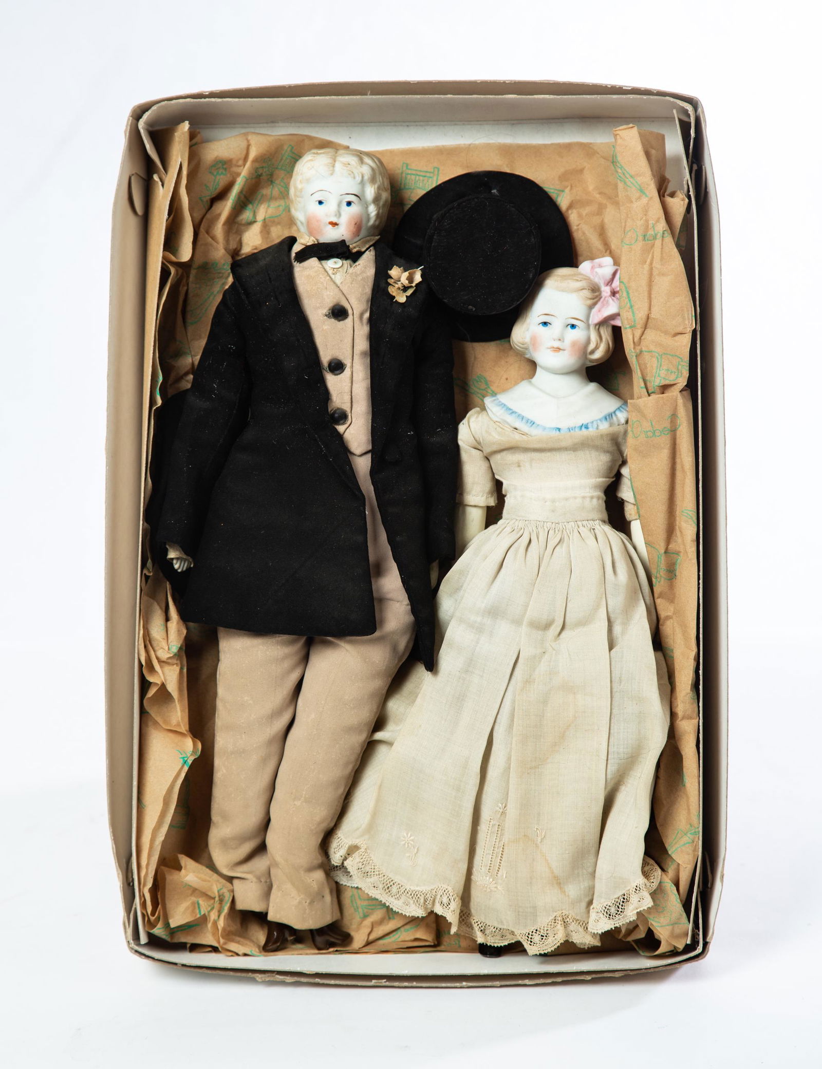 CHINA HEAD BRIDE AND GROOM DOLLS (1 of 9)