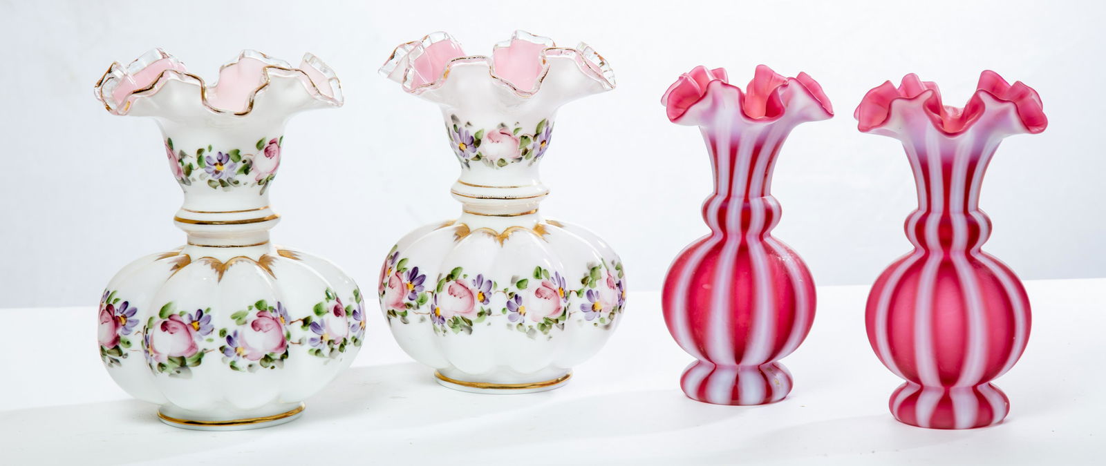 TWO PAIR DECORATIVE GLASS VASES (1 of 5)