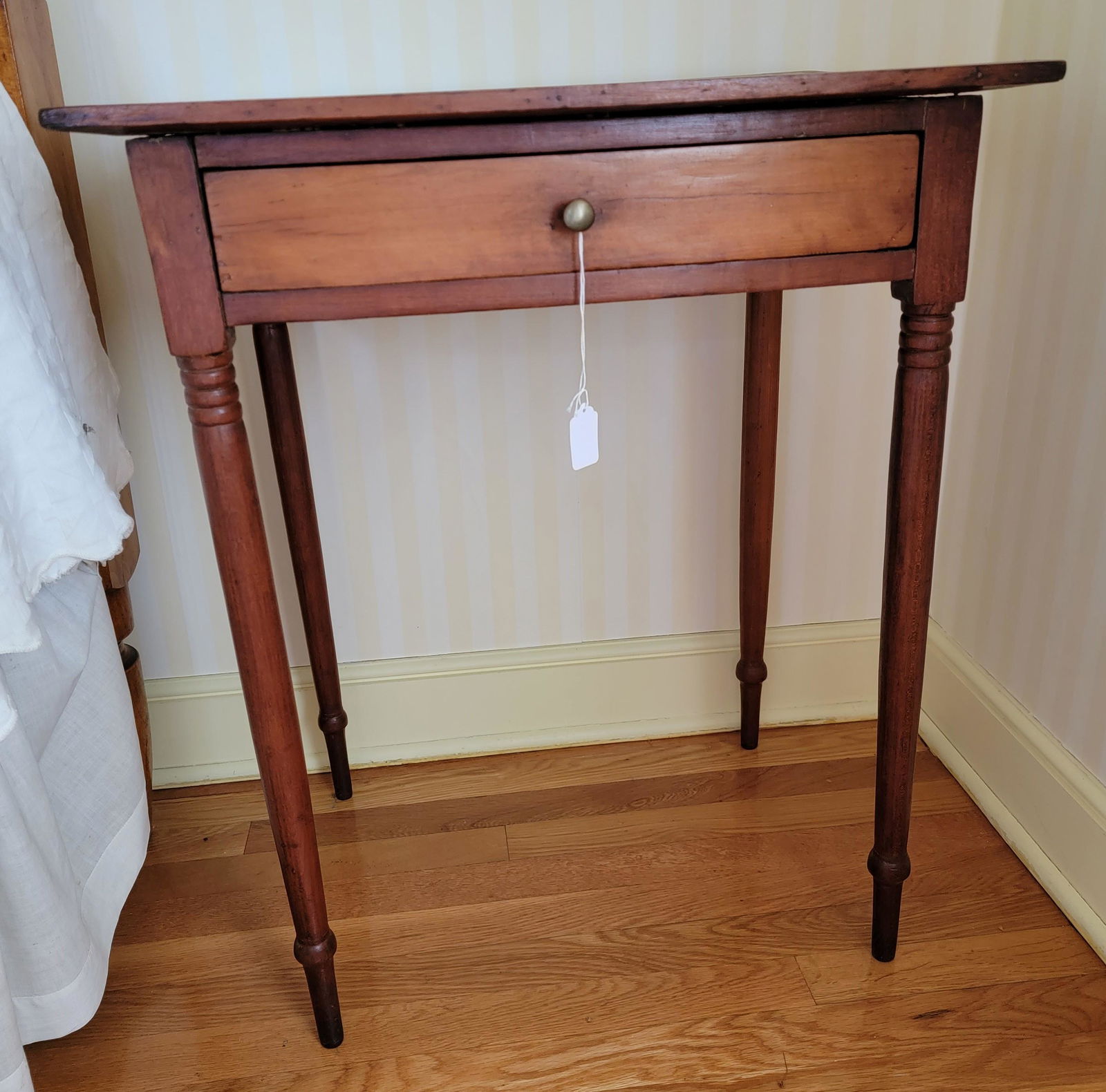 SHERATON ONE-DRAWER STAND (1 of 2)