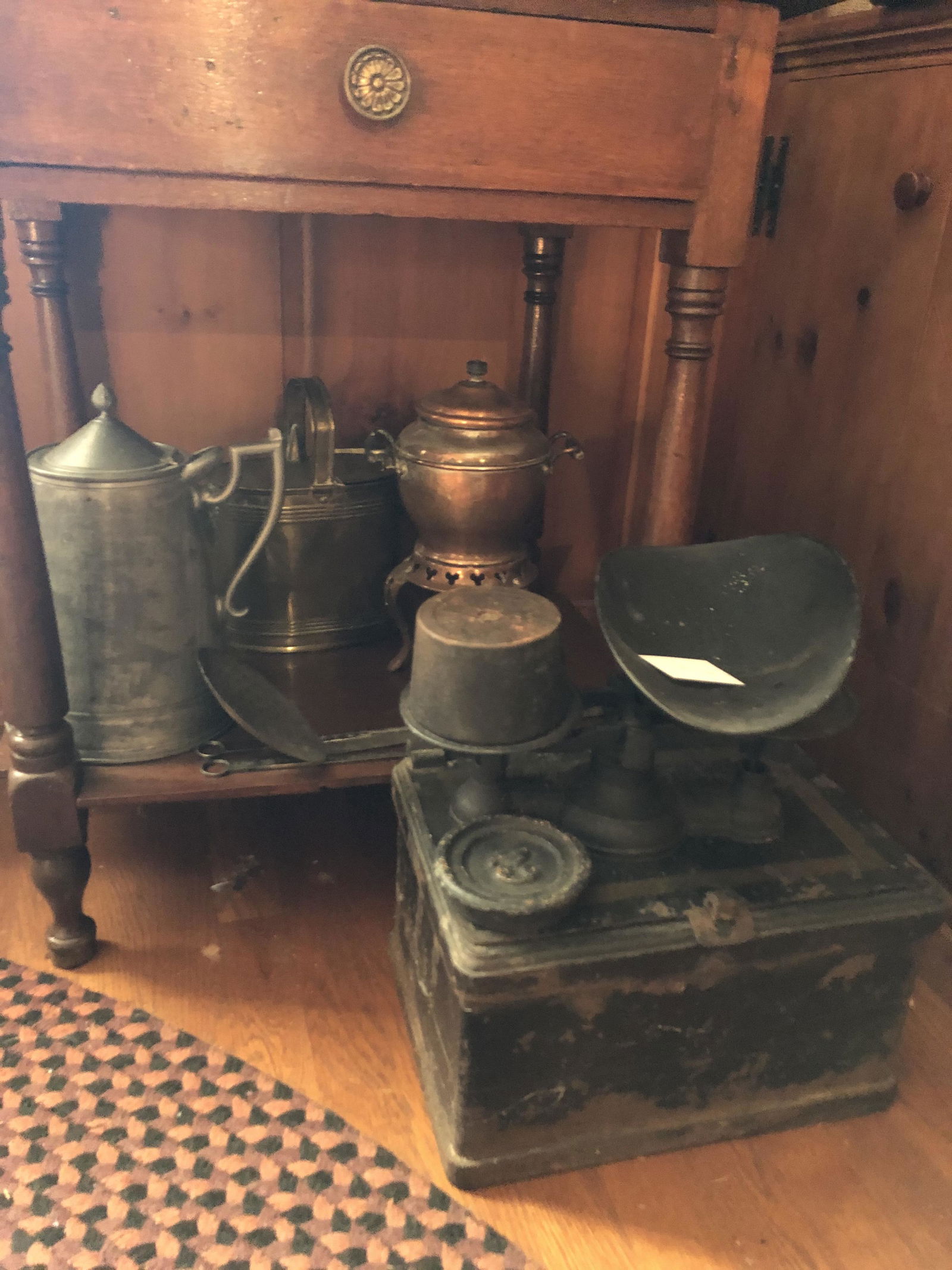 COLLECTION OF METALWARE (1 of 1)