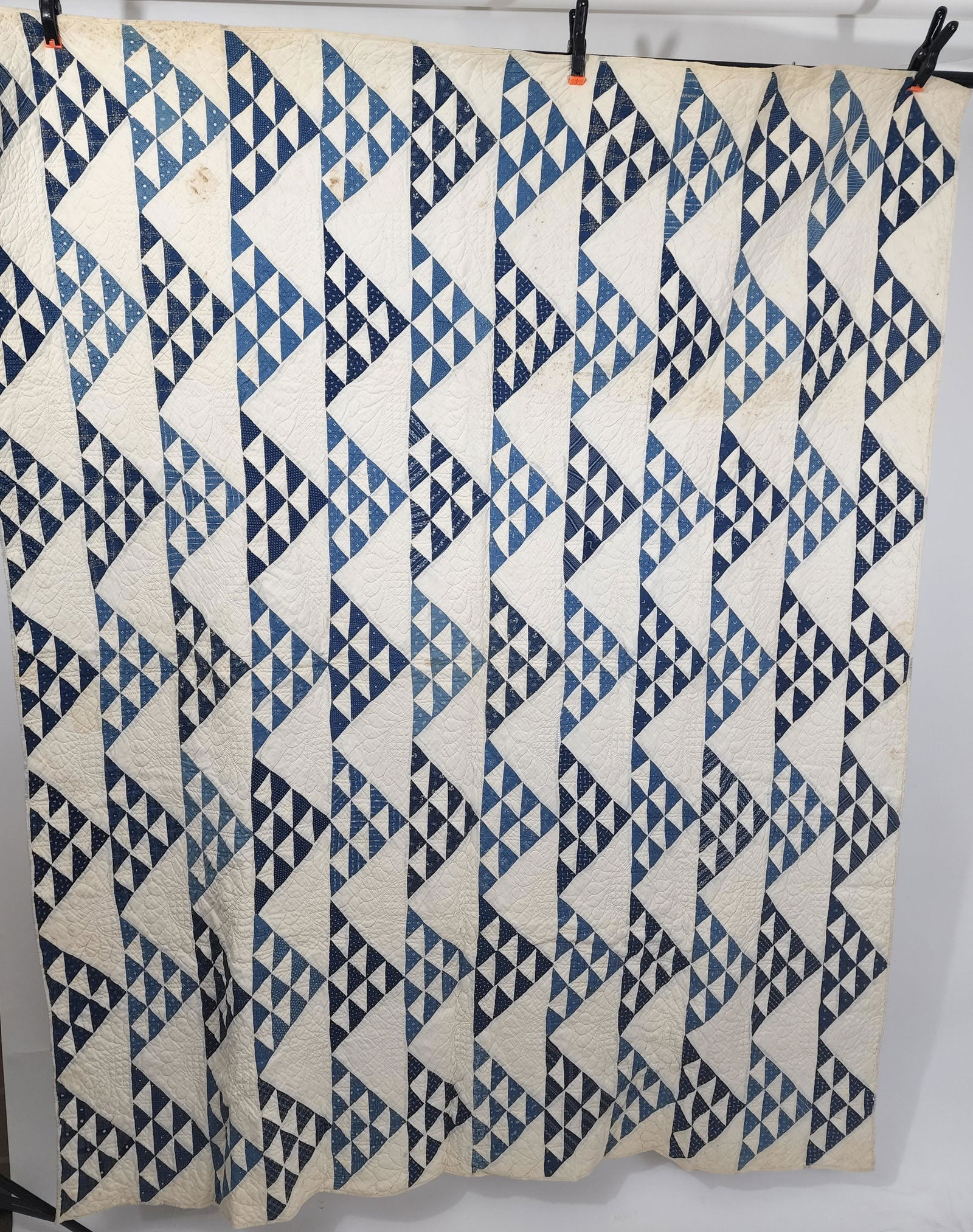 AMERICAN PIECED QUILT (1 of 6)