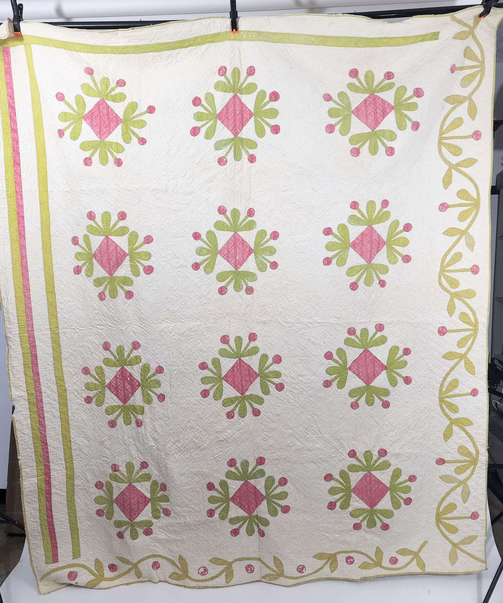 AMERICAN APPLIQUE QUILT (1 of 6)