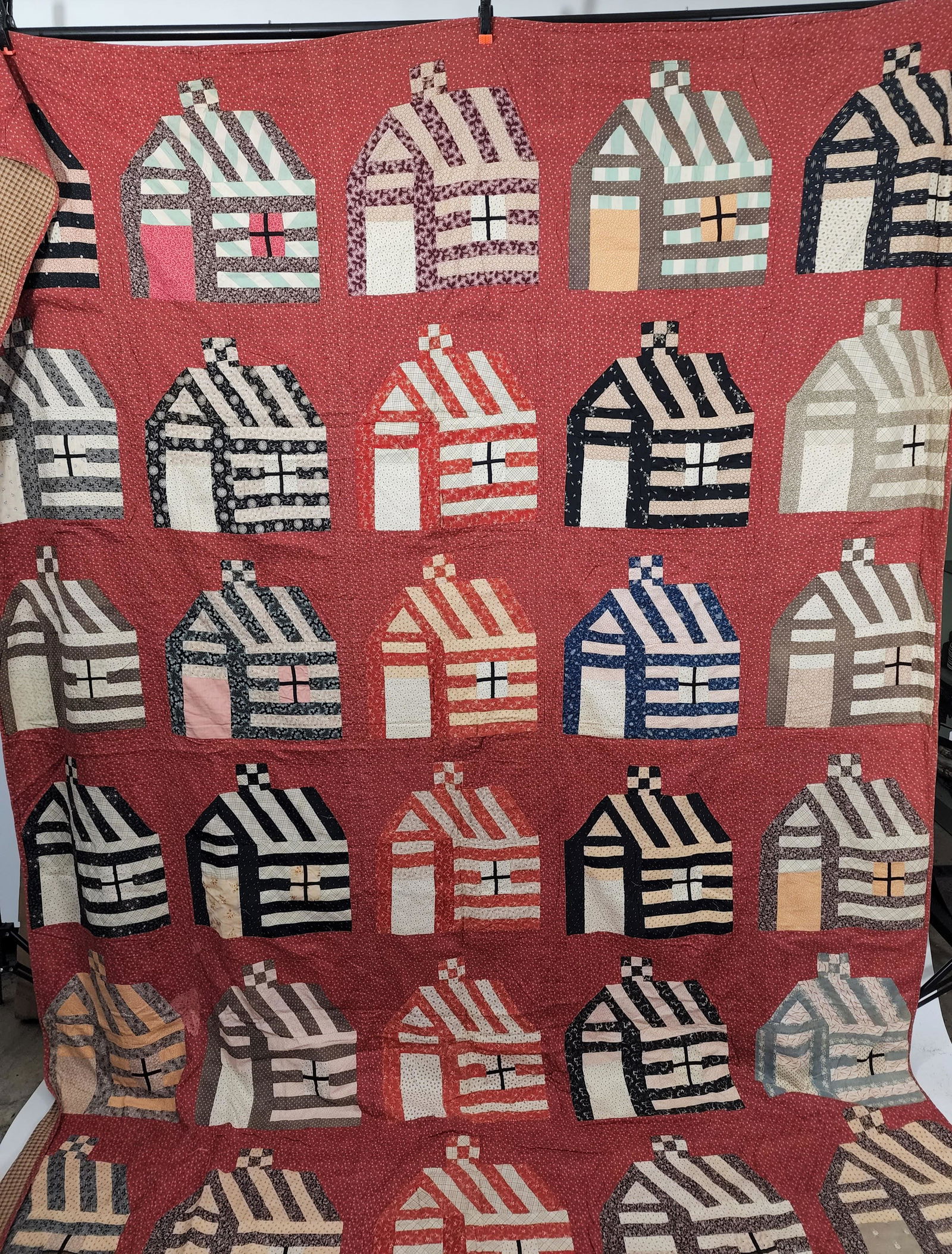 AMERICAN SCHOOLHOUSE QUILT (1 of 6)