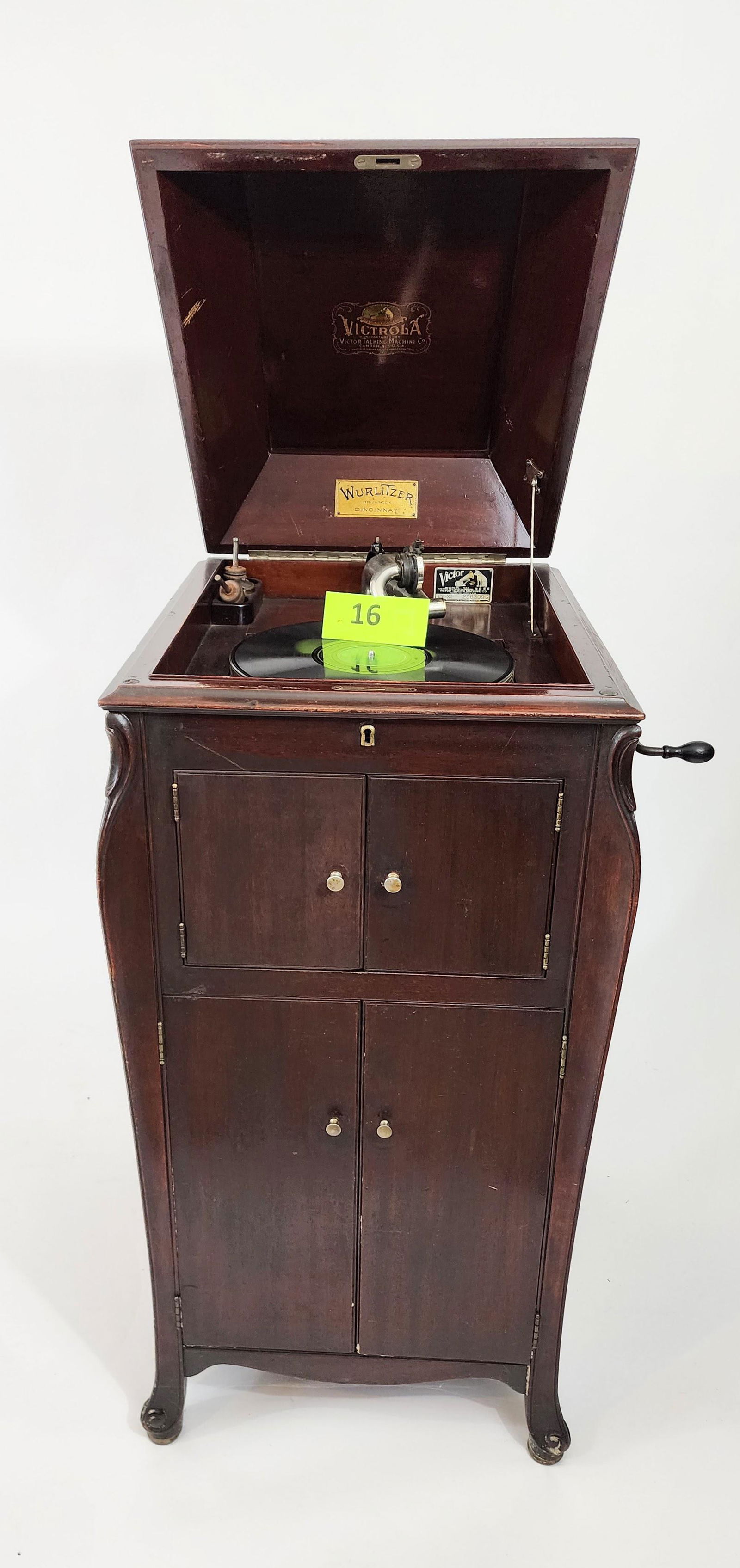 VICTOR VICTROLA VV-XI FLOOR MODEL (1 of 7)
