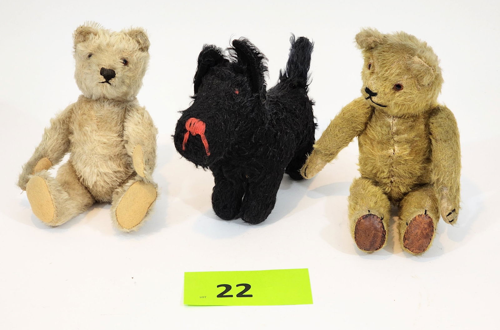 THREE EARLY STUFFED TOYS (1 of 5)