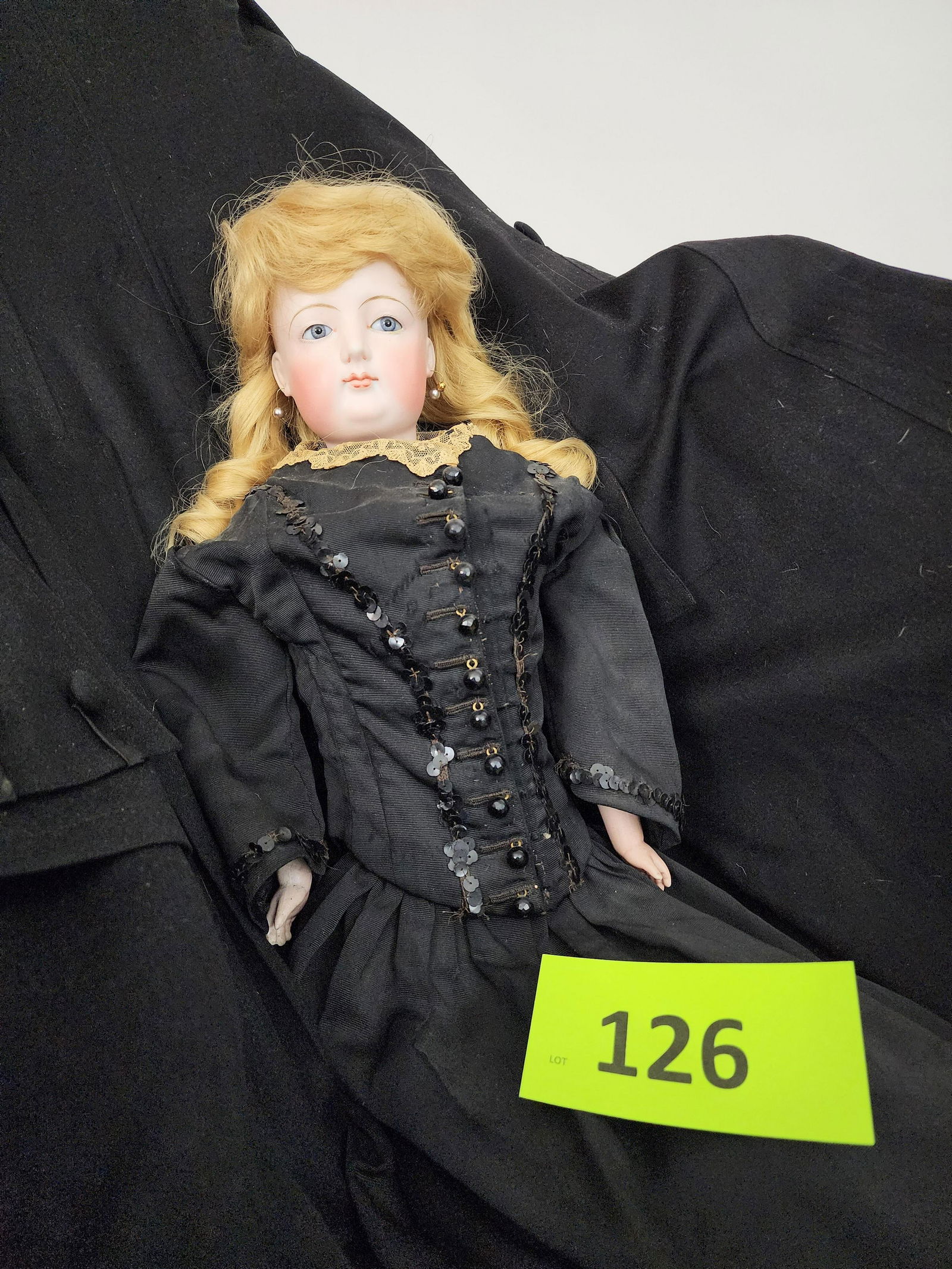 25" FRENCH FASHION DOLL (1 of 6)