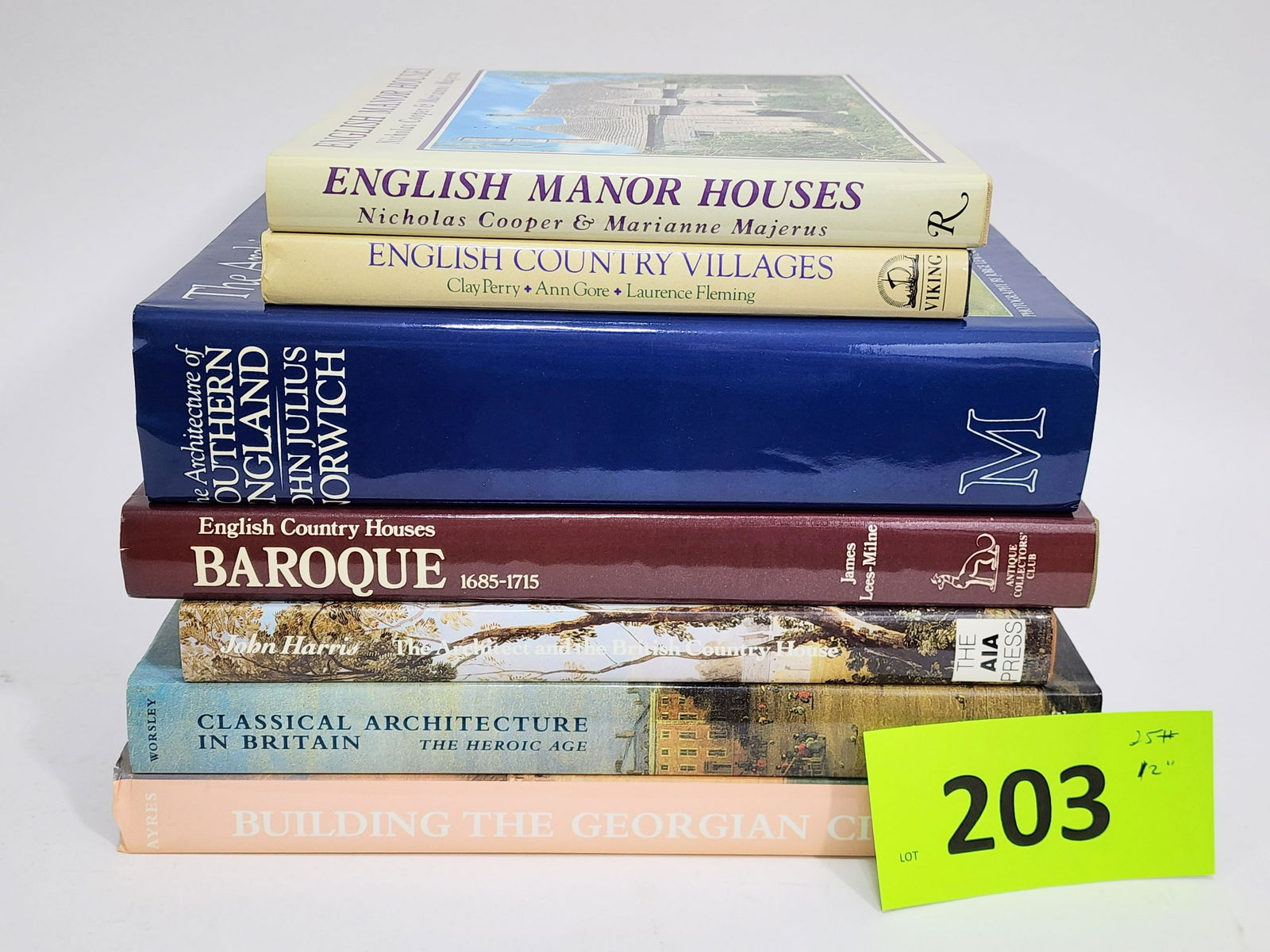GROUP OF BOOKS ON ENGLISH ARCHITECTURE (1 of 1)